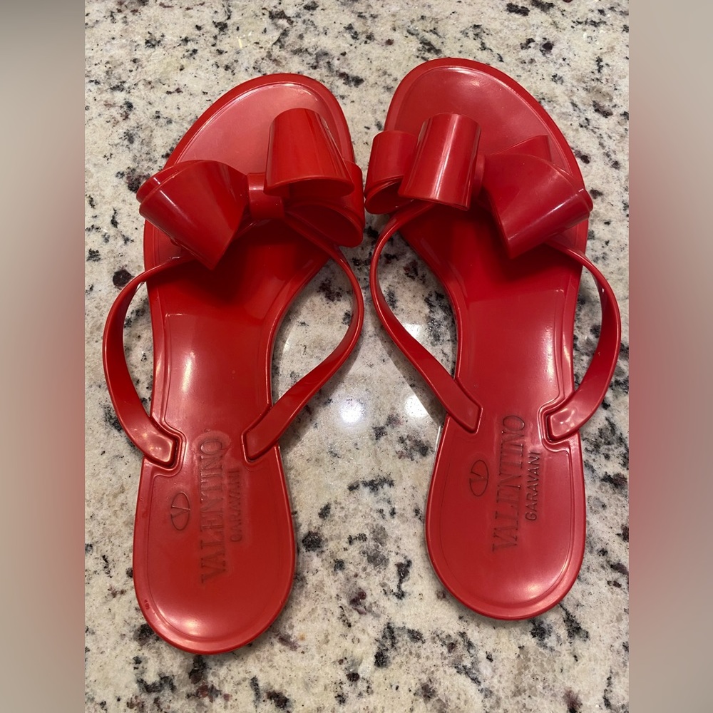 Valentino red bow accents sandals